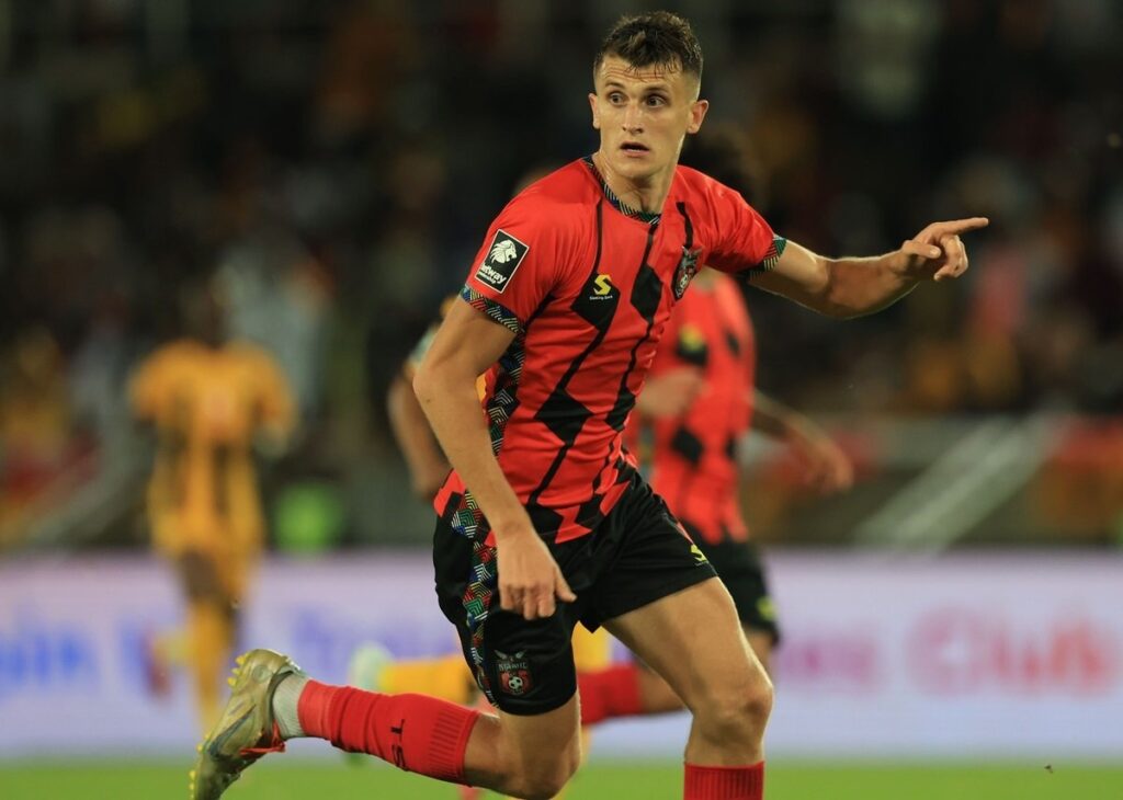 Dzenan Zajmovic a khensa xipano xa TS Galaxy ni vanghana eka Instagram