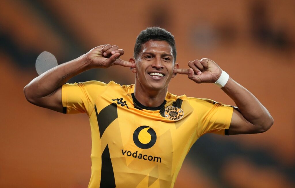 Edson Castillo a hambana na xipano xa Kaizer Chiefs