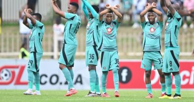 Mahlangu a vula leswaku "I Pirates ntsena leyi nga hlulaka Pirates"