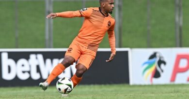 Orlando Pirates yi tivisa ximfumo ku sayiniwa ka Oswin Appollis