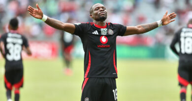 Tshegofatso Mabasa a hlawula vahlaseri lavanene va Orlando Pirates