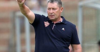 Steve Barker u vulavula hi vumundzuku bya vatlangi vambirhi