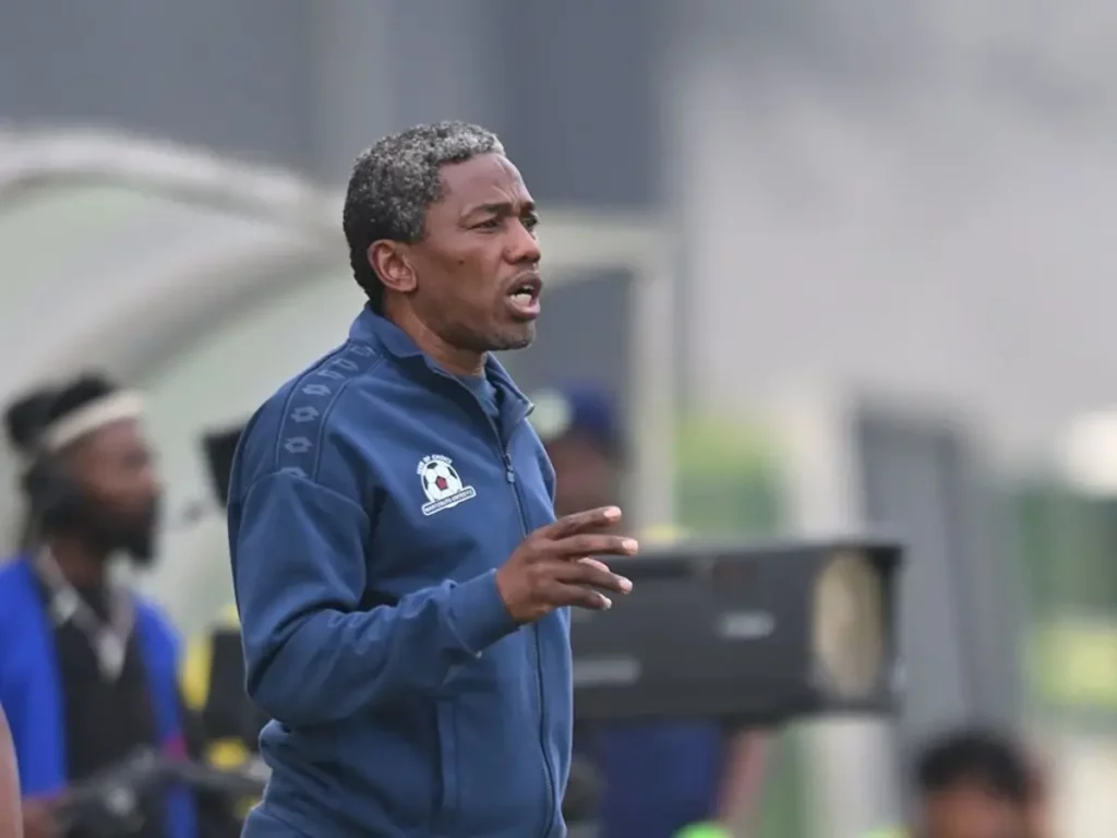 Zipho Dlangalala a kombisa ku vilela lokukulu hi ku huma ka Mabuccaneers