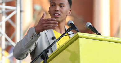 Thlopie Motsepe a yisa emahlweni tidyondzo ta yena ta vuzaberi
