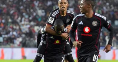 Hotto wa Pirates a bumabumela ku sayiniwa lokuntshwa ka vatlangi